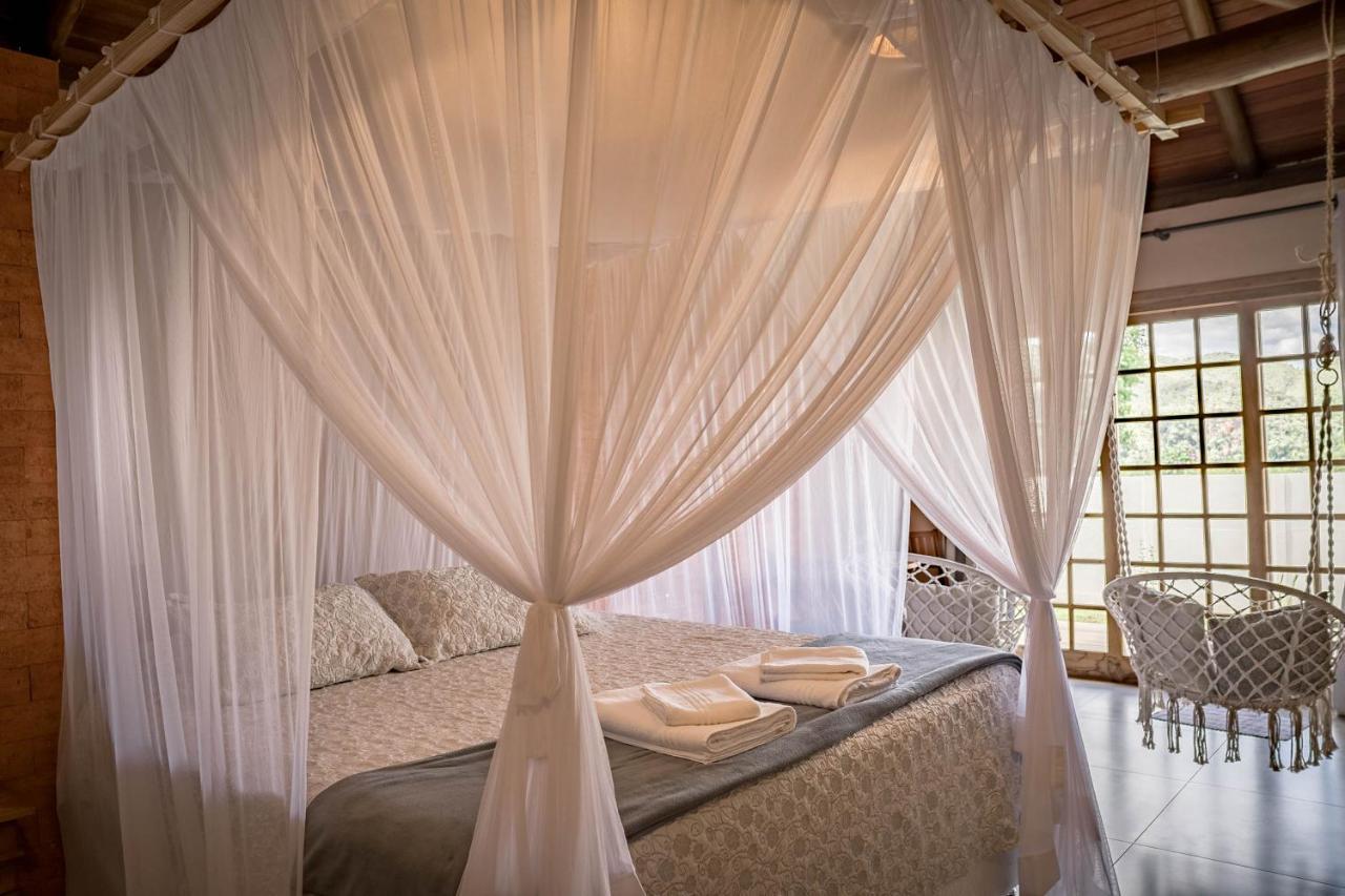 Vila Gaia Guest House Алту-Параизу-ди-Гояс Экстерьер фото